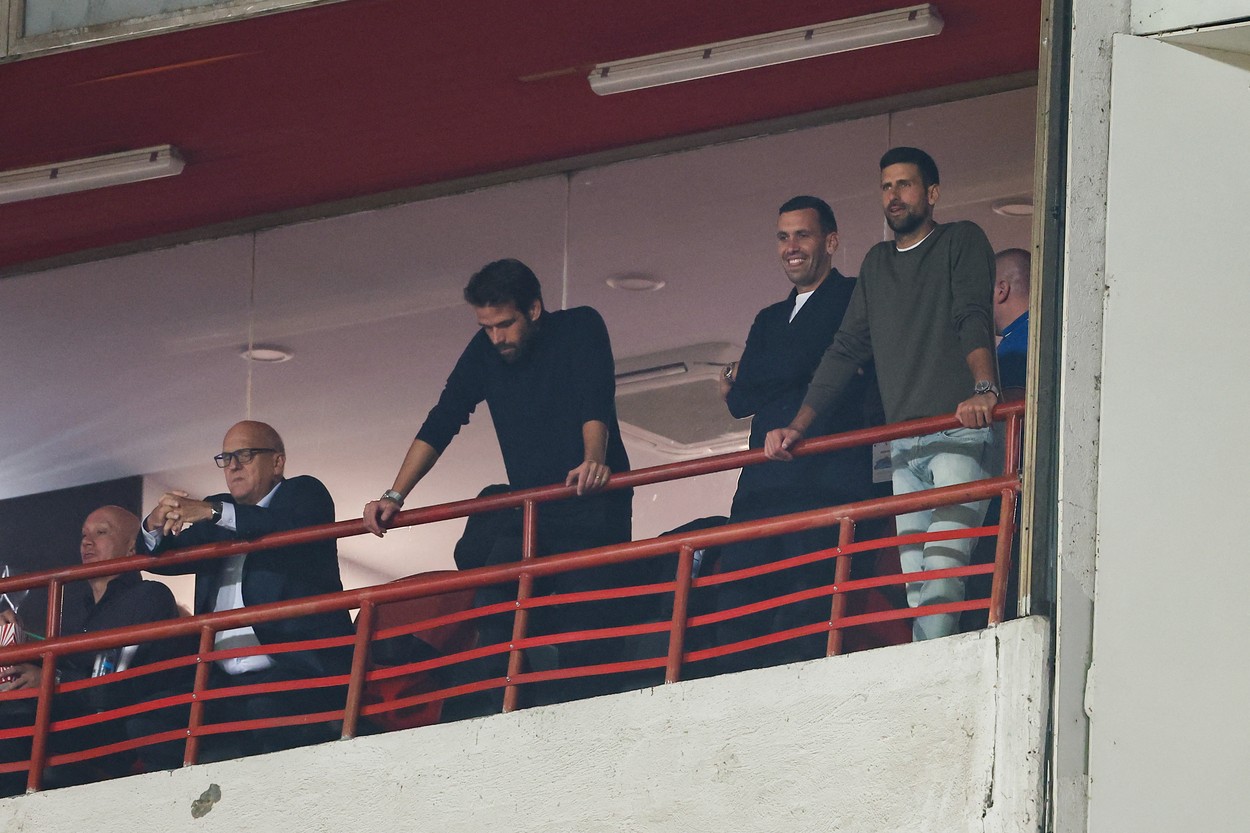 Prima dragoste nu se uită niciodată! Novak Djokovic este eroul lor: a fost primit ca un „șef de stat” și a văzut pe viu scenografia anului! „Noul Messi” a scris istorie în tricoul Barcelonei, iar PSG a suferit o rușine istorică. Cifrele serii în Liga Campionilor | SPECIAL