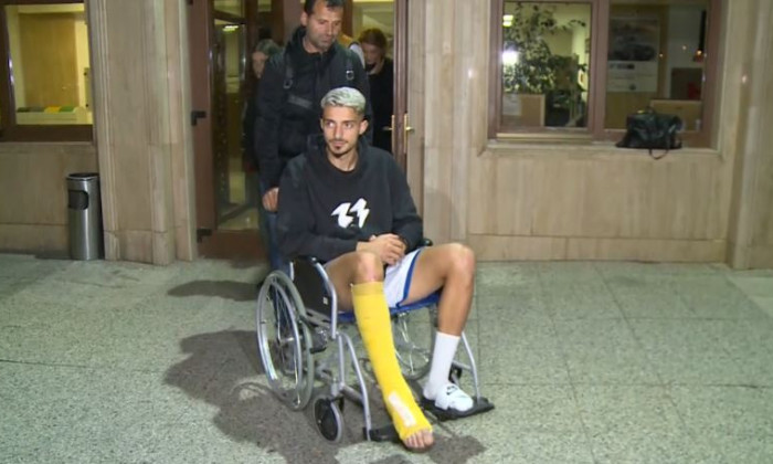Rapid, probleme după accidentarea gravă a lui Albion Rrahmani. Coechipierii din Giulești sunt îngrijorați. „O să-i simțim lipsa!”