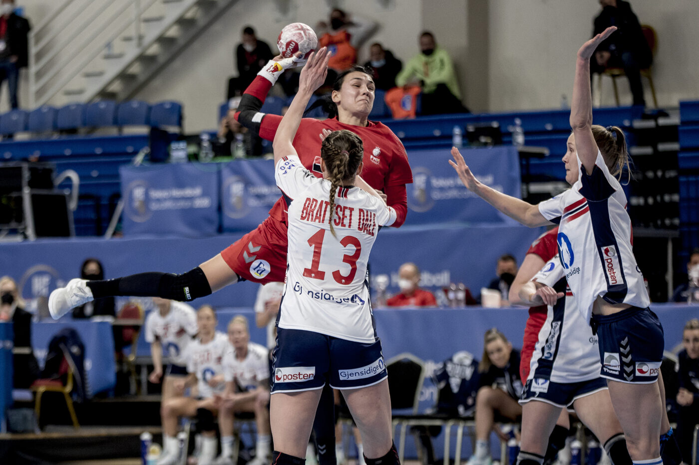 România, record fabulos în preliminarii după un succes categoric! Am scris istorie și calificarea la Campionatul European de handbal este o simplă formalitate