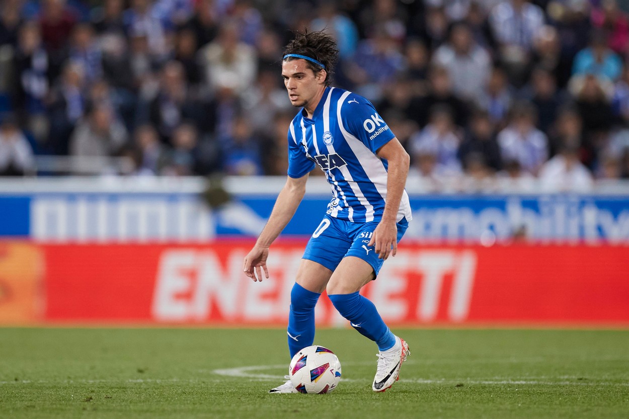 Gata! Spaniolii și-au făcut deja ideea despre Ianis Hagi! Deportivo Alaves a avut nevoie de câteva partide pentru a-l compara cu un magician: „Varitazo”