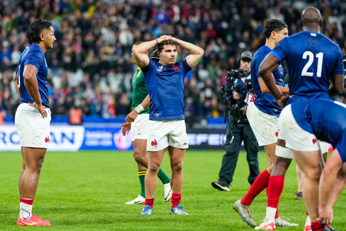 Franța, eliminare dramatică de la Cupa Mondială de Rugby pe care o găzduiește! Imaginile deznădejdii pe Stade de France | FOTO