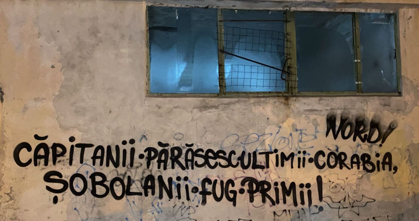 Suporterii Universității Craiova au răbufnit la adresa lui Alex Mitriță: „Şobolanii fug primii”. Gestul cu care i-a înfuriat la culme în partida cu Petrolul
