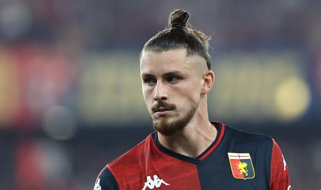 Comparația între Drăgușin și Chiricheș. De ce românul de la Genoa are mai multe șanse să facă o carieră bună la Tottenham decât fostul căpitan al naționalei: „Contează asta foarte mult”. VIDEO