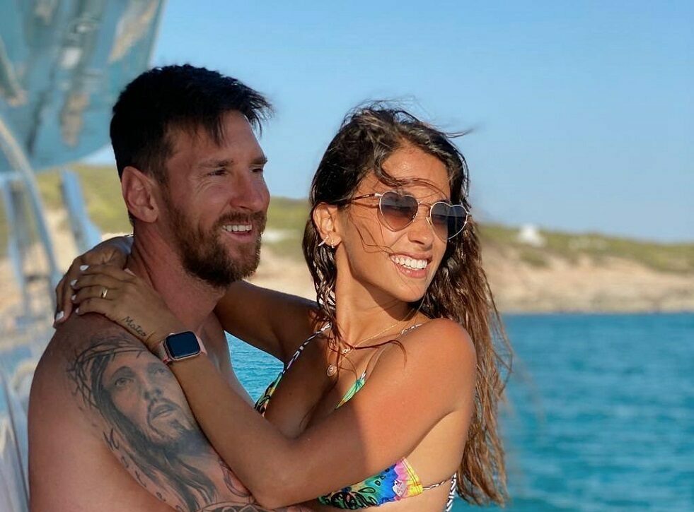 Leo Messi e acuzat că și-a înșelat soția cu o jurnalistă și că va divorța. GALERIE FOTO
