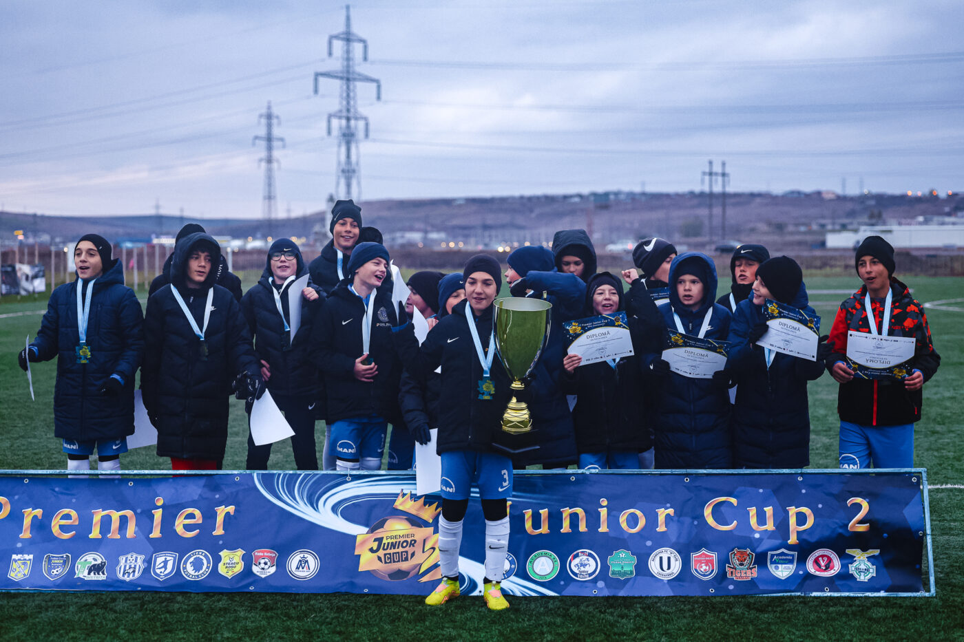 Urmașii lui Hagi, campioni la Iași, la turneul internațional Premier Junior Cup. ”Vrem să ajungem și noi la EURO” | SPECIAL