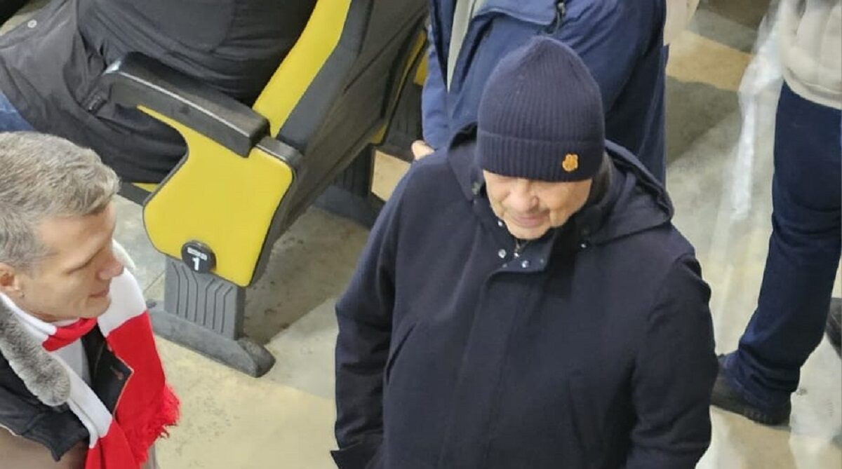 Acționarii „Red & White”, pressing agresiv la Mircea Lucescu în timpul meciului Dinamo – FCSB 0-1! FOTO & VIDEO EXCLUSIV