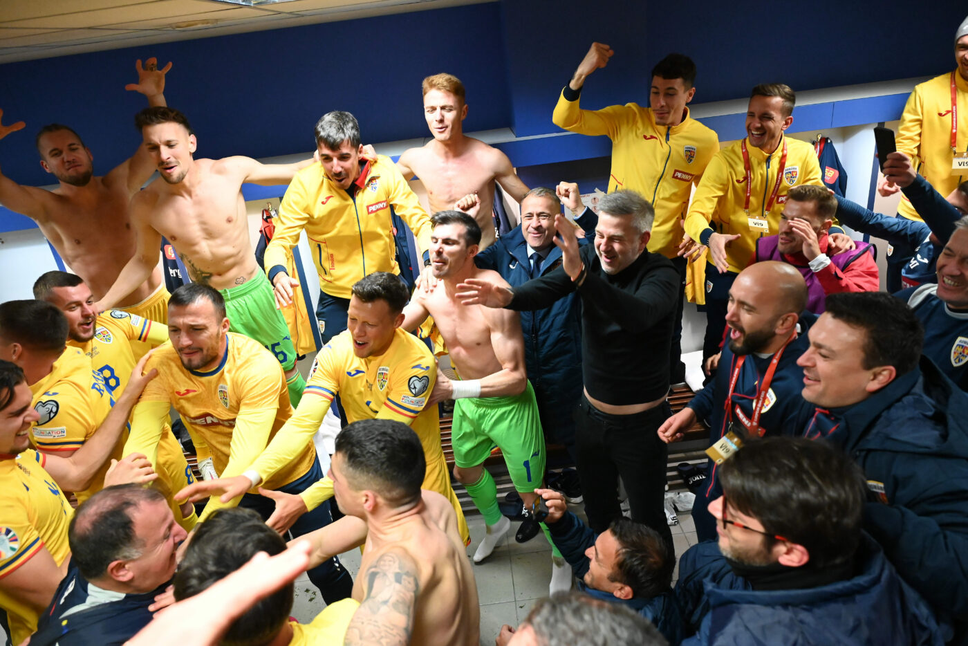 Secretele care au dus România la EURO 2024 ies la iveală! Dezvăluirile unui tricolor fac lumină în vestiarul naționalei: “Încredere oarbă, el s-a pus scut!” EXCLUSIV