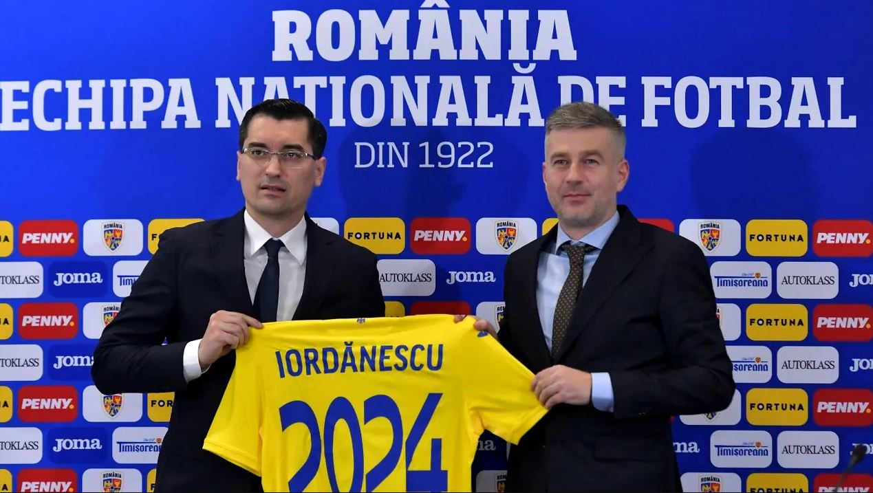 Cum l-a felicitat Răzvan Burleanu pe Edi Iordănescu pentru calificarea României la EURO 2024: „A suferit foarte mult! Înseamnă un act mare de curaj ce a făcut” | VIDEO