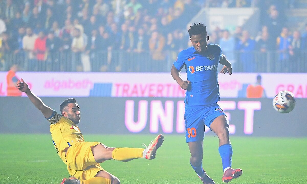 De ce e ignorat Ngezana de selecționerul Africii de Sud? Jurnaliștii din țara natală a fundașului central de la FCSB i-au făcut portretul celui pe care Gigi Becali speră să încaseze milioane de euro
