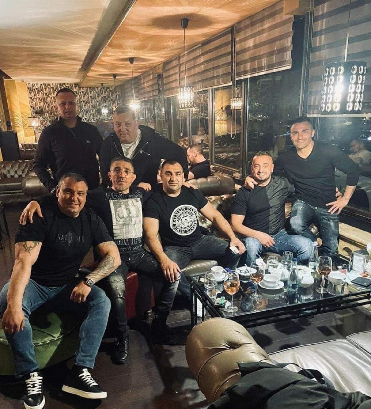 Din ce susțin că au făcut avere de milioane de euro interlopii care erau prieteni cu fotbaliștii de la CFR Cluj și care au fost săltați de mascați
