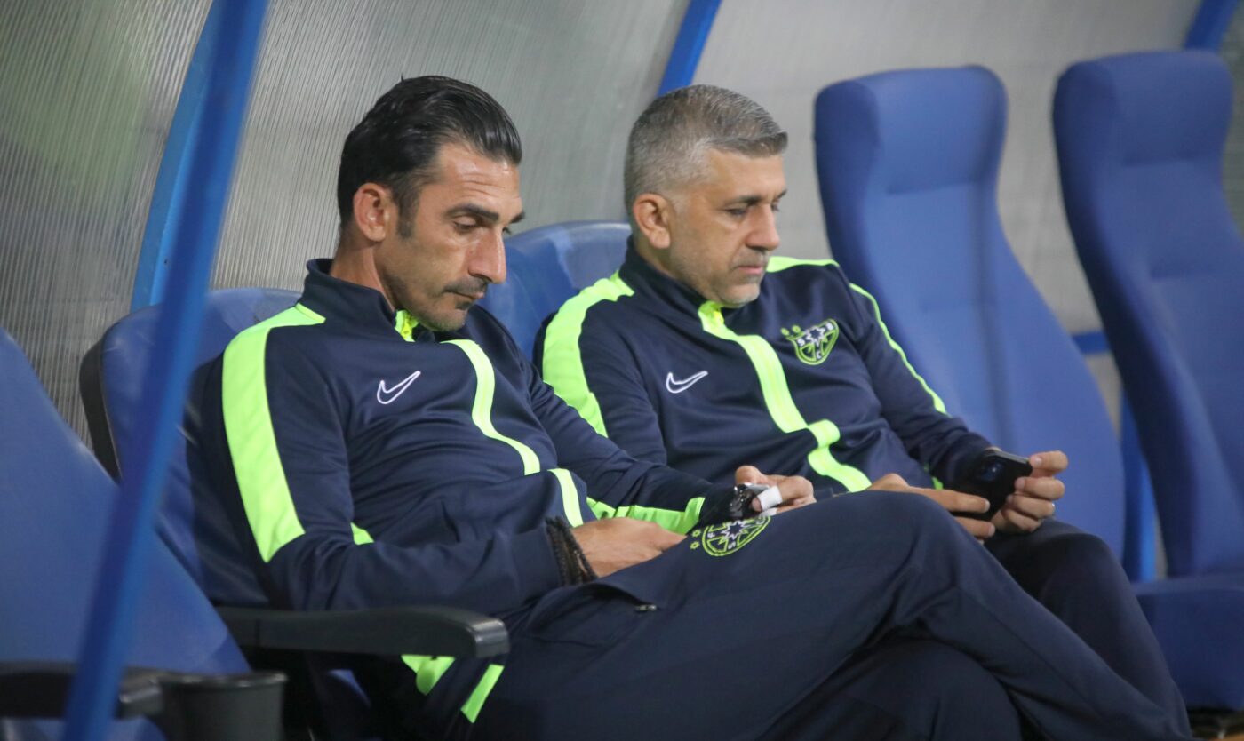 Elias Charalambous, dat afară de Gigi Becali de la FCSB? Antrenorul vorbeşte despre decizia patronului care ar arunca în aer clubul: „Nimeni nu știe ce se va întâmpla”