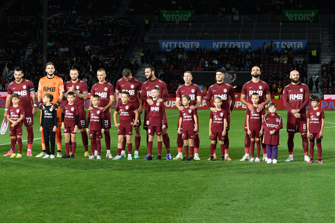 Ședință de urgență în vestiarul lui CFR Cluj! Președintele Cristi Balaj și antrenorul Andrea Mandorlini au tras semnalul de alarmă: „Campionatul nu se câștigă astăzi”