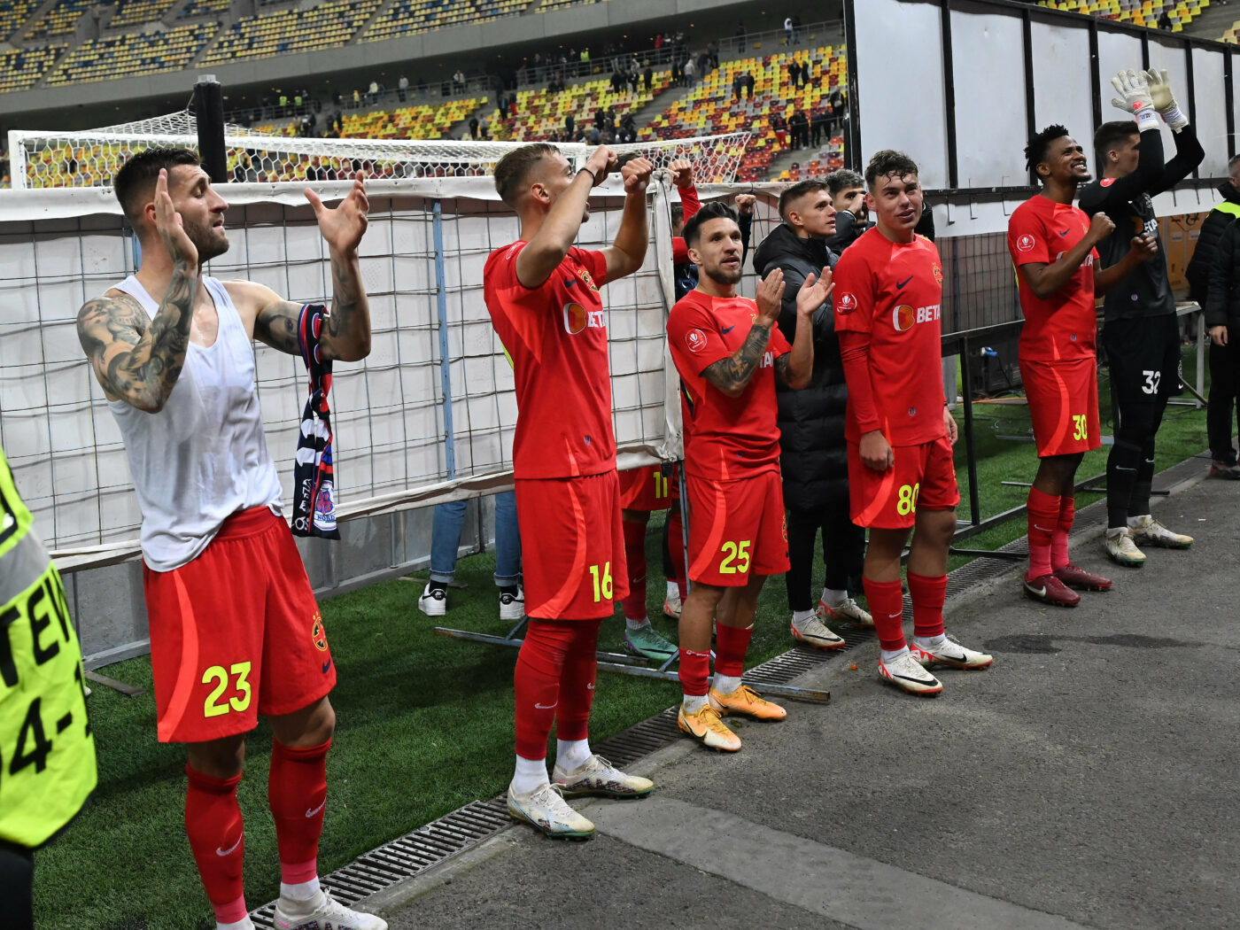 Primul fotbalist pe care Gigi Becali îl dă de la FCSB în 2024! Negocieri intense: fotbalistul ar putea semna în scurt timp