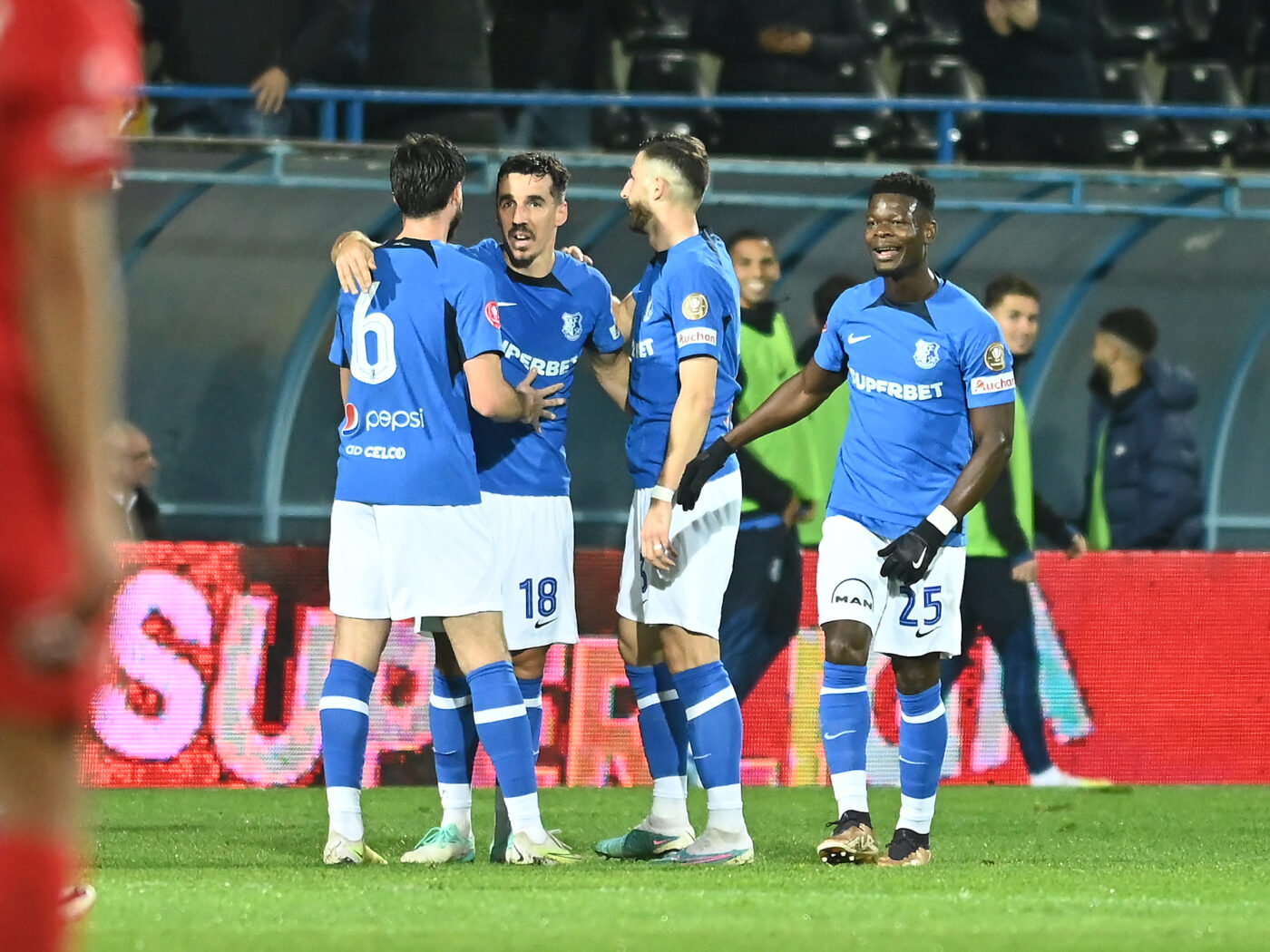 Adevăratul motiv pentru care Farul Constanța, campioana României, nu mai e nici măcar pe loc de play-off în Superliga