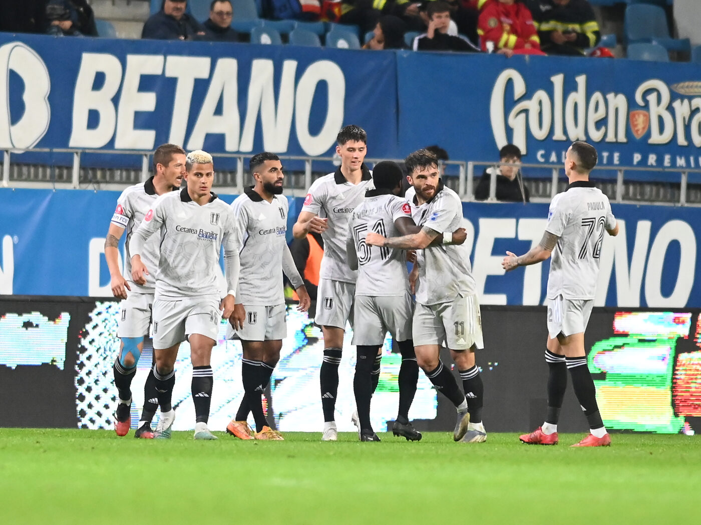 Golgheterul din Bănie, crescut de Gică Hagi, poate fi transferul iernii la FCSB?! Gigi Becali face anunțul clar despre venirea vedetei lui Adrian Mititelu: „Îmi trebuie un tanc, mai bun decât Compagno!” | EXCLUSIV