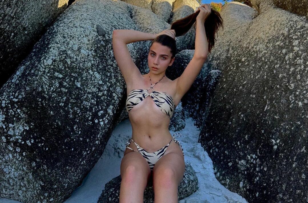 Meira, sora lui Radu Drăgușin, a atras toate privirile! Cum arată tânăra. GALERIE FOTO