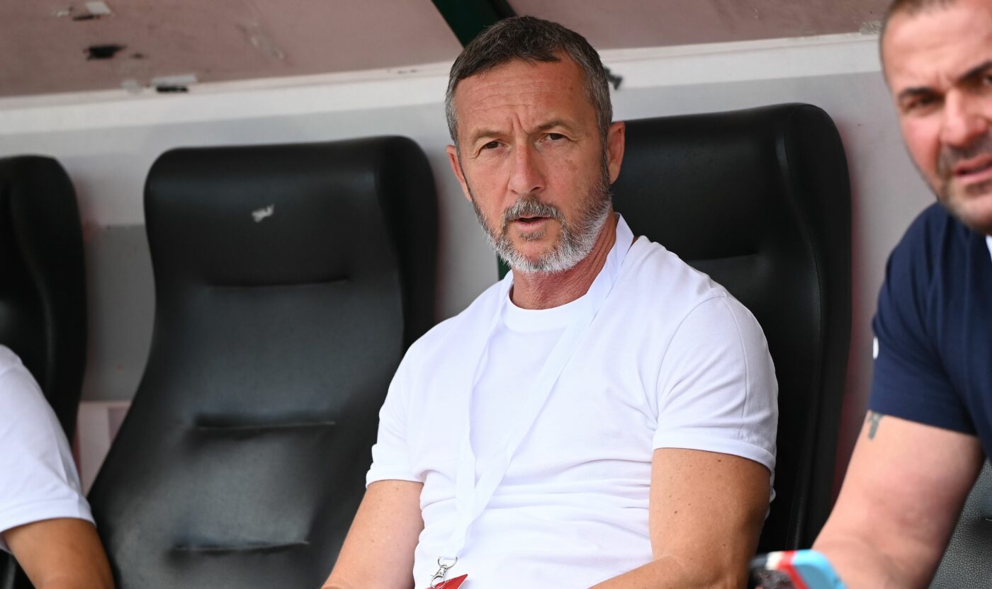Mihai Stoica, șocat de ceea ce a putut să vadă în Superliga! Oficialul de la FCSB pune iar presiune pe arbitri: „Speechless! Nu se poate așa ceva”
