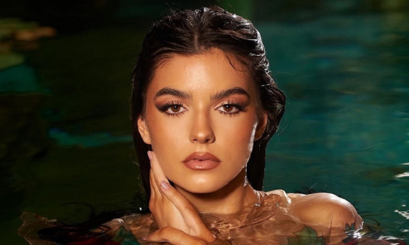 Miss Universe 2020, fosta iubită a fotbalistului dat afară de Gigi Becali, s-a cuplat cu un alt bărbat! GALERIE FOTO