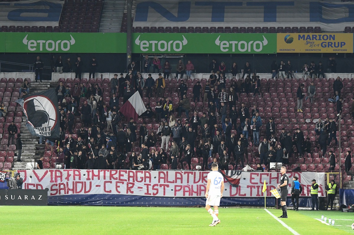 Negocierile incredibile dintre patronul lui CFR Cluj și antrenorul care a luat titlul cu Dinamo, pe vremea lui Borcea și Badea! I-a trimis contractul și a luat decizia pe loc: a semnat prin fax, dar când a ajuns față în față cu milionarul din Cluj a rămas uimit de condiția pe care i-o propune! | VIDEO EXCLUSIV ProSport Live