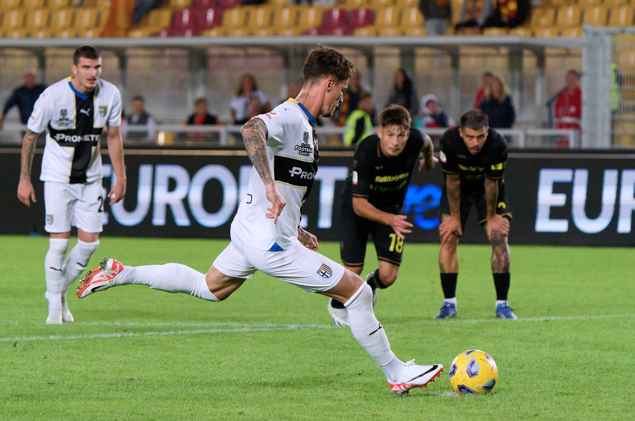Dennis Man scrie istorie! Ce notă a primit după meciul perfect în tricoul Parmei: gol și două pase de gol în partida cu Ternana!