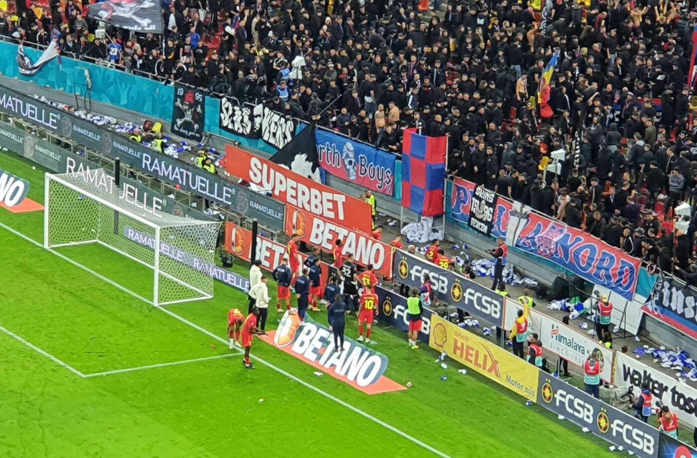 Suporterii din Peluza Nord i-au pedepsit pe jucătorii de la FCSB după înfrângerea cu Rapid! Ce s-a întâmplat la finalul partidei de pe Arena Națională
