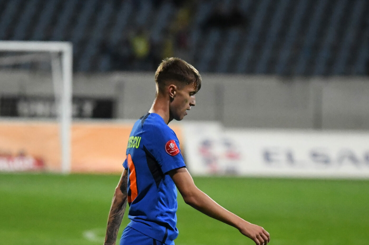 Tavi Popescu, distrus de fostul său antrenor după FCSB – Rapid 1-2. „A pierdut toate mingile! De aia ai numărul 10, să faci diferența!”