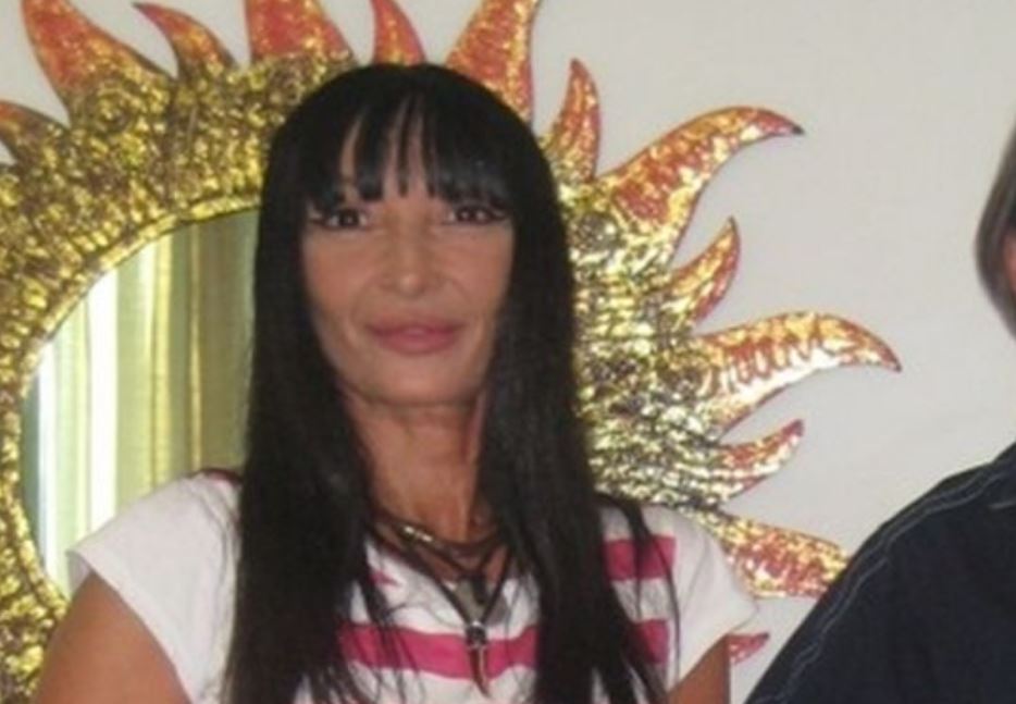 Unde stă ascunsă tămăduitoarea din România care vindecă milionari și săraci deopotrivă! Fotbaliștii bogați apelează la ea: „Are cereri pentru viitorii 3000 de ani”
