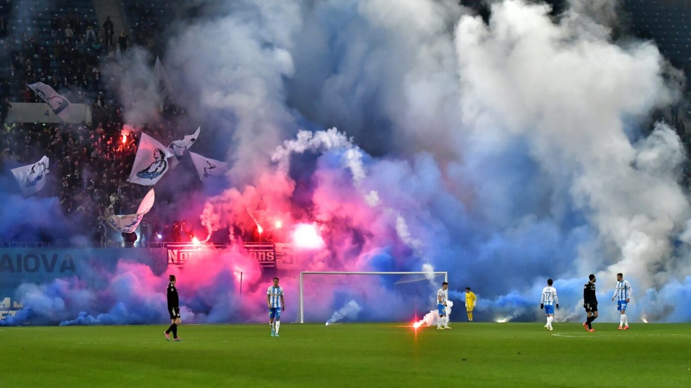 Derby-ul Craiovei: duelul fanilor. Câţi spectatori sunt așteptați pe „Ion Oblemenco” la Universitatea – FC U