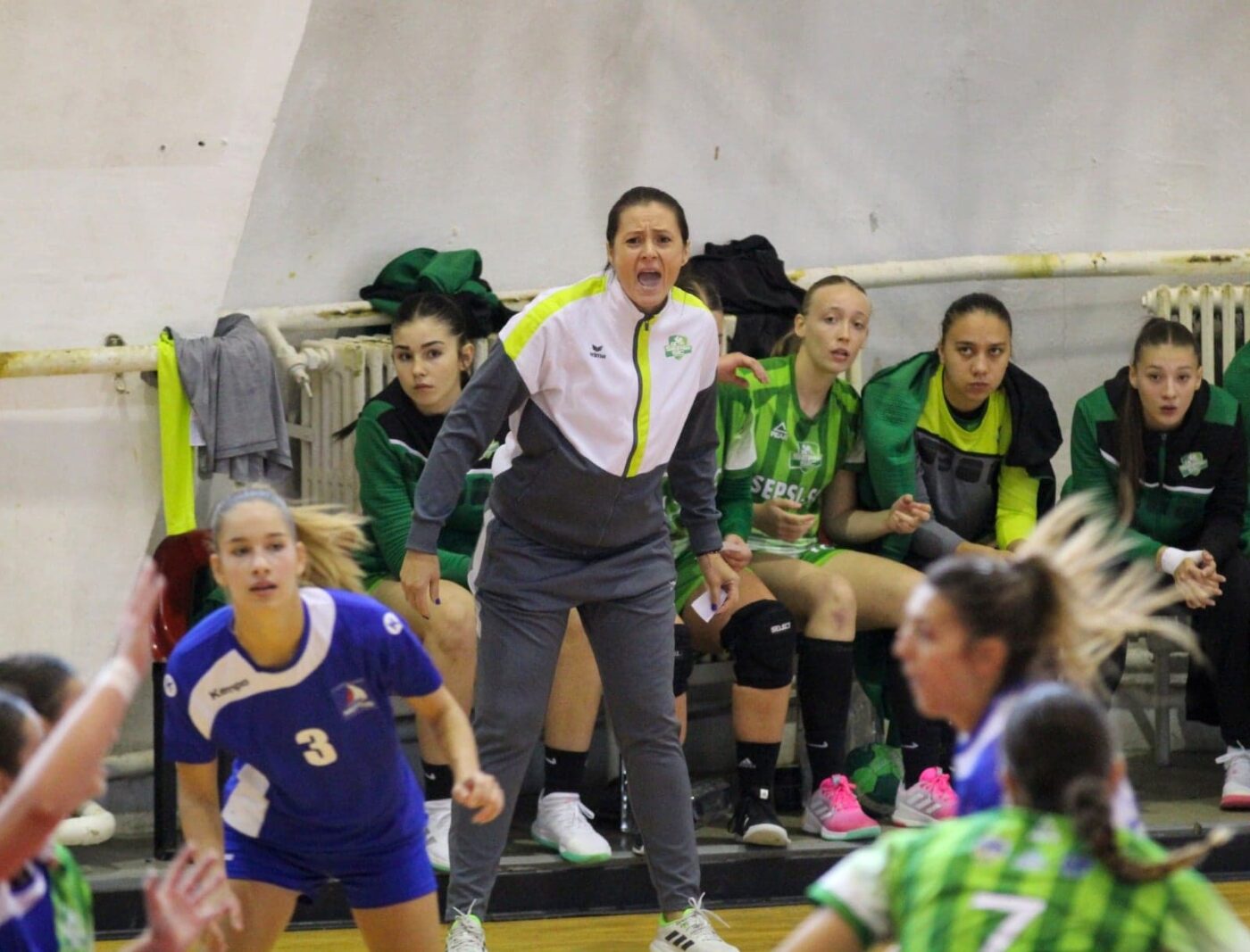 Totul pentru Mondiale! Carmen Cartaș a preluat echipa echipa națională U18 a României: „Un moment zero in handbal juvenil”