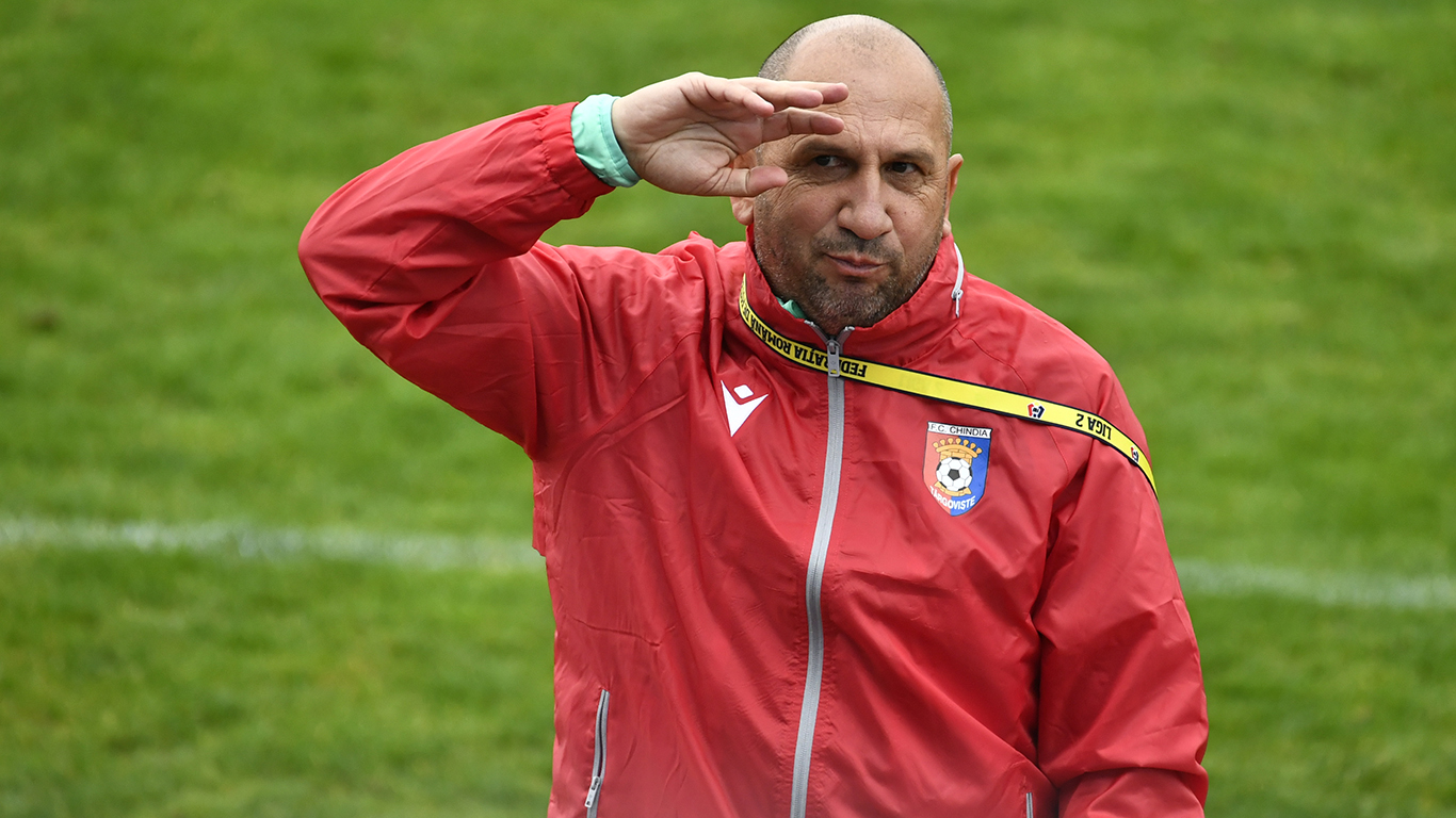 Vasile Miriuță, out de la Chindia Târgoviște. Antrenorul cu șansele cele mai mari să conducă echipa în ultimele meciuri din 2023