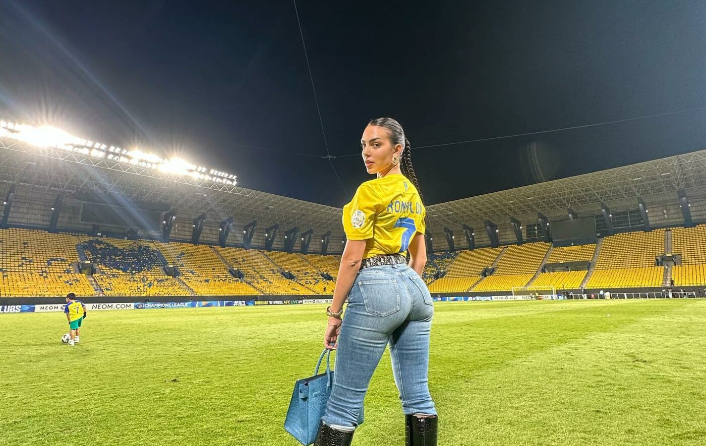 „Întreținuta” lui Cristiano Ronaldo le dă replica și le închide gura contestatarilor
