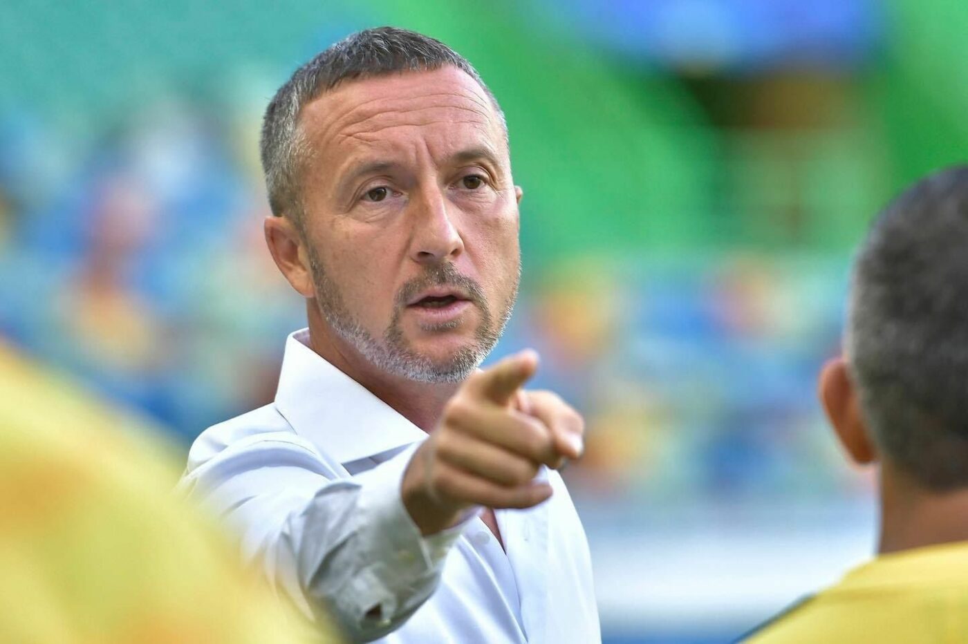 Acuzații incendiare făcute de Meme Stoica după CFR Cluj – FCSB 1-1. „Îl forțează pe Colțescu să anuleze golul!” Ce s-a discutat în vestiarul arbitrilor. „Şmecherii de astea am văzut multe la viaţa mea”