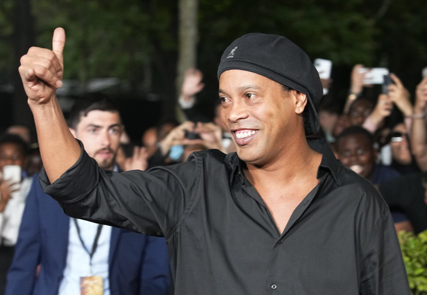 Anunțul zilei: Ronaldinho vine în România. De ce s-a apucat celebrul milionar după ce a avut probleme cu legea și cu ce scop ajunge în țara noastră