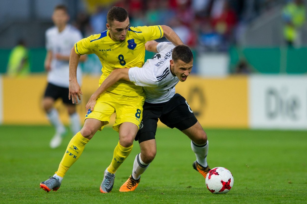 Blestemul kosovar lovește din nou Rapid! Atacantul abia transferat de Șucu s-a accidentat înainte să apuce să joace vreun minut