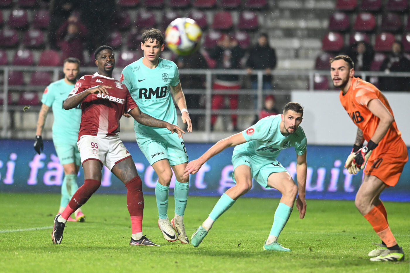 CFR Cluj a dat lovitura cu acest transfer! A luat fotbalistul care va costa peste 30 de milioane de euro: „Va fi peste Drăgușin!”