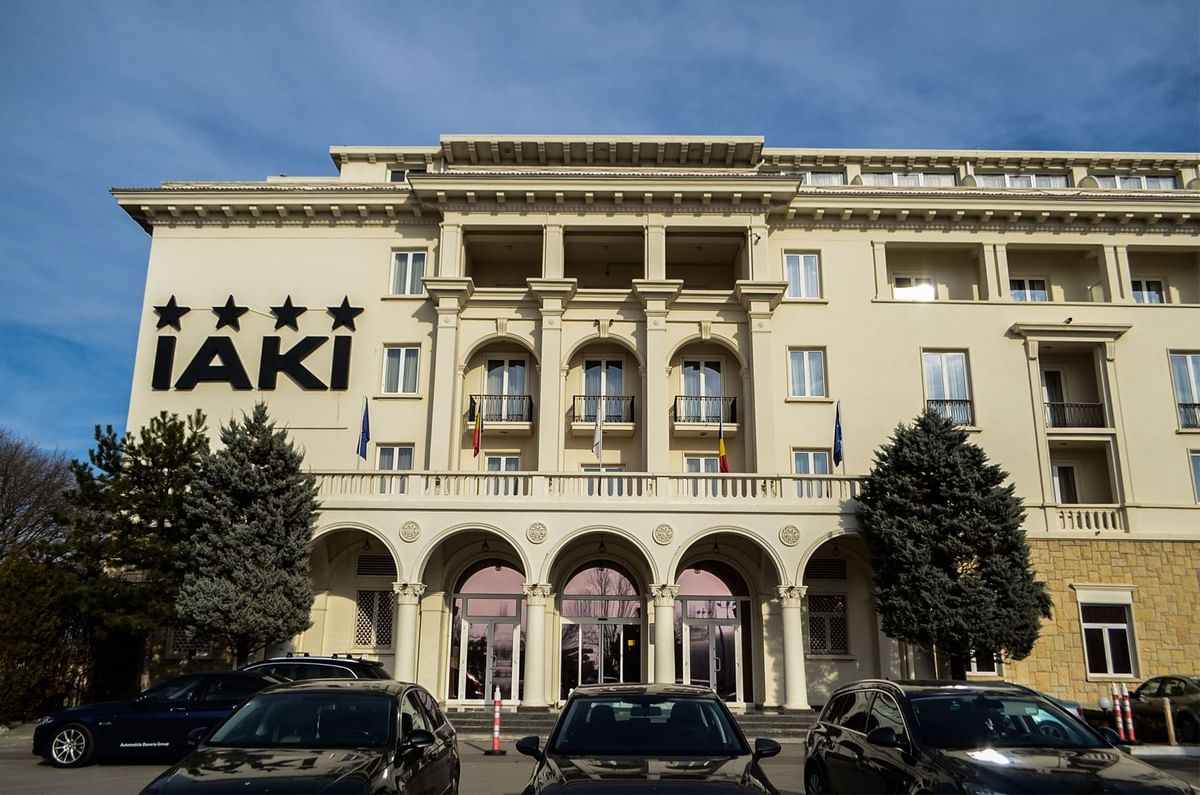 Cât cere Gică Hagi pentru 3 zile de cazare, de Paște, la hotelul Iaki! Are prețuri de „Rege” și o ofertă bogată