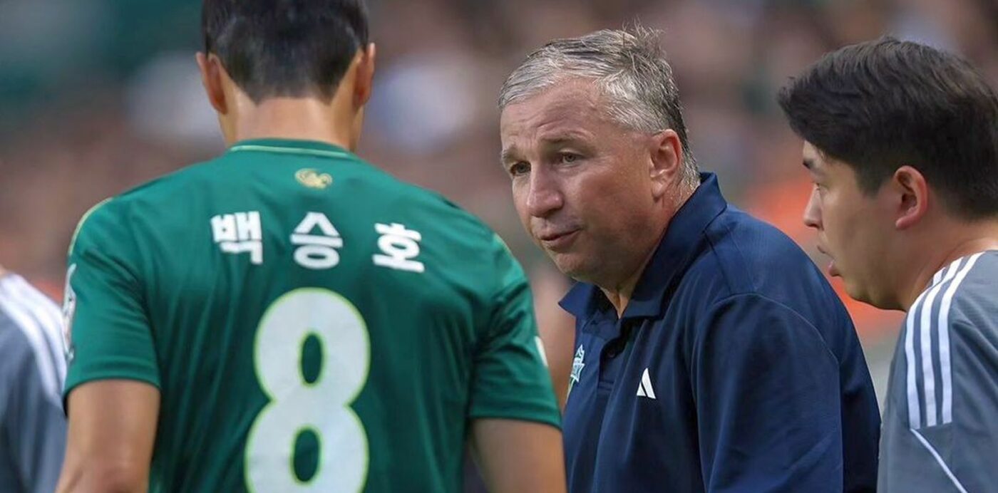 Dan Petrescu s-a calificat în play-off-ul Ligii Campionilor Asiei!