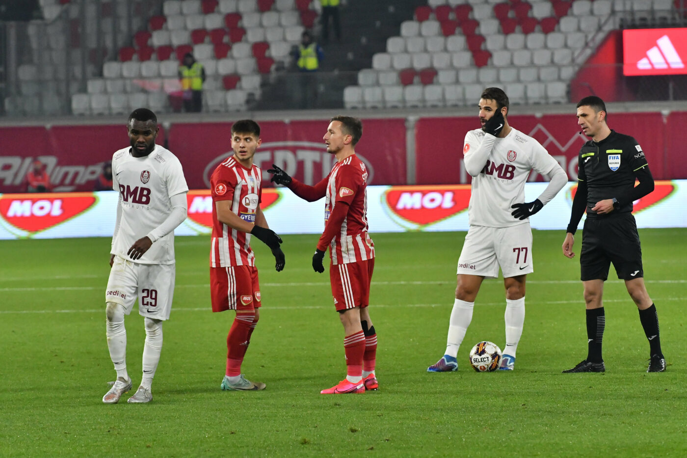 Emil Săndoi, șocat de greșeala de arbitraj de la Sepsi – CFR 2-1. „Te îngroapă de tot!” VIDEO