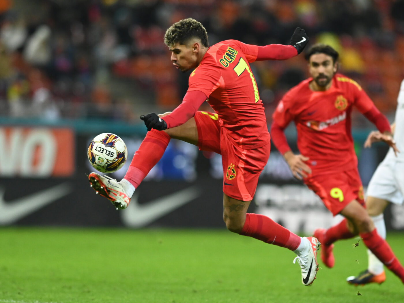 Ce sancțiune record riscă Florinel Coman pentru că ar fi luat cartonaș roșu intenționat, în opinia lui Ion Crăciunescu! Cazul Sergio Ramos ar distruge FCSB, dar fostul arbitru a făcut o gafă impardonabilă