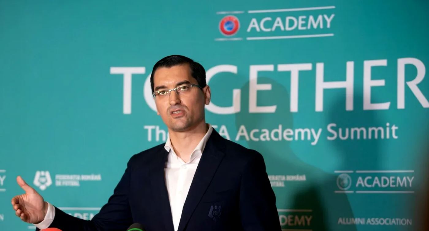 Mesaj pentru Răzvan Burleanu după ce s-a dezvăluit că ar putea deveni președintele UEFA. Un membru al „Generației de Aur” exultă: „Să dea Dumnezeu să plece, să ne lase!”