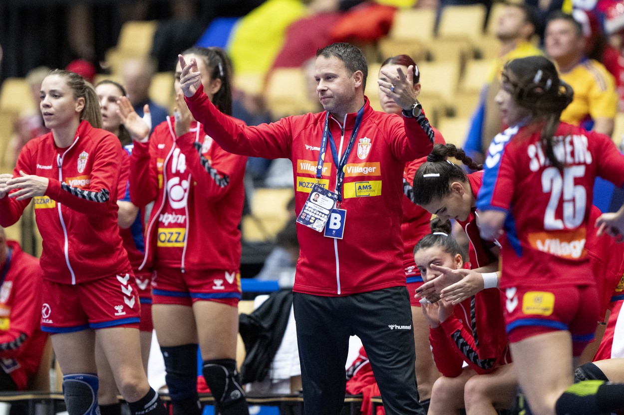 E pentru prima oară după mulți ani când se întâmplă asta cu o națională a României la Campionatul Mondial! Ce reacție a avut selecționerul Serbiei, după ce echipa lui Florentin Pera și-a spulberat adversara