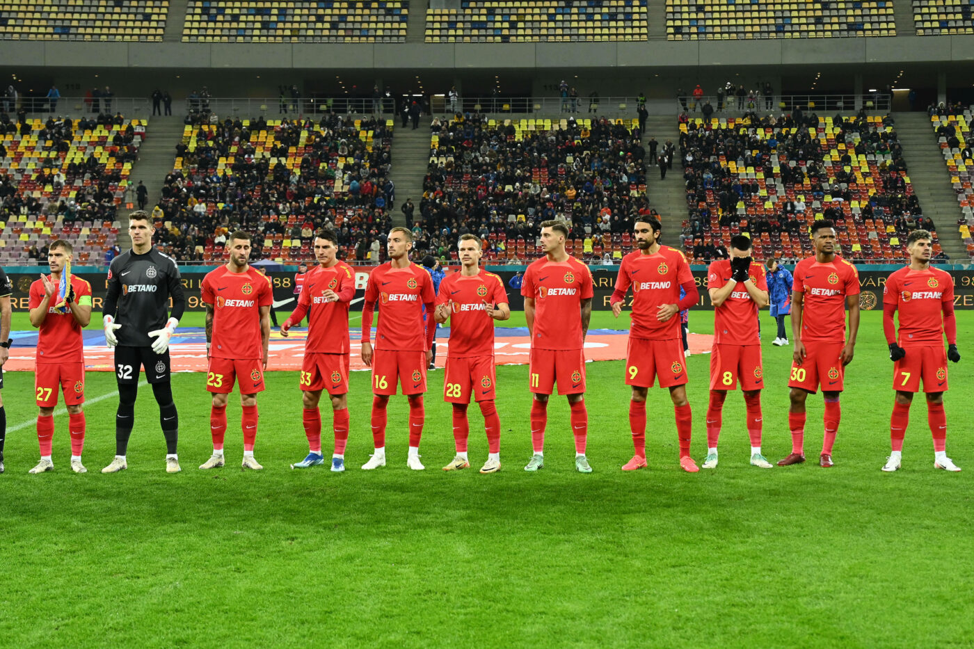 Revoluția lui Gigi Becali la FCSB începe. A mai pus, peste noapte, doi jucători pe lista neagră și ajunge la patru fotbaliști pe care îi dă afară: „Ei pleacă sigur”