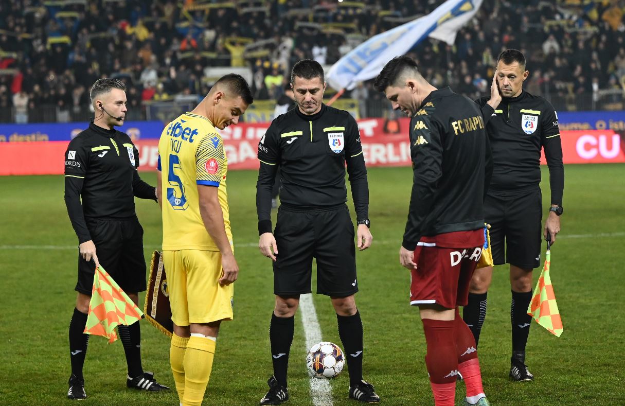 Trei fotbaliști pot pleca după Petrolul – Rapid! Scouterii au venit și prețurile au fost deja stabilite: „Nicinul nu va fi vândut sub 500.000 de euro”