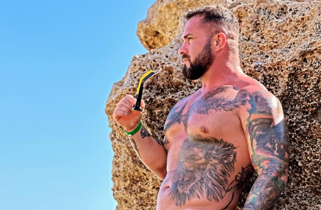 Concurentul Survivor de la PRO TV, care era la un pas să sară la bătaie în show-ul TV, a fost reținut pentru că a răpit și lovit un bărbat! Luptătorul MMA a fost filmat de camerele de supraveghere