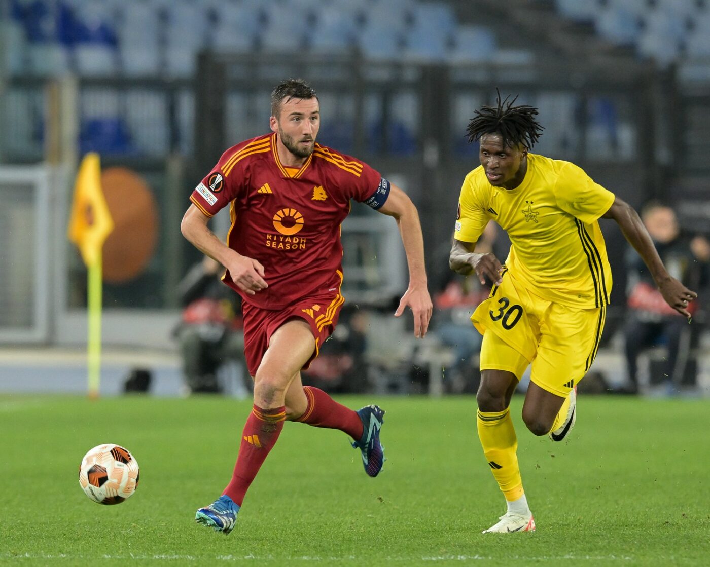 Ce a făcut David Ankeye, atacantul nigerian de la Sheriff, în meciul cu AS Roma, la care Gigi Becali s-a uitat special pentru a vedea dacă îl transferă la FCSB! Nota pe care i-au dat-o italienii