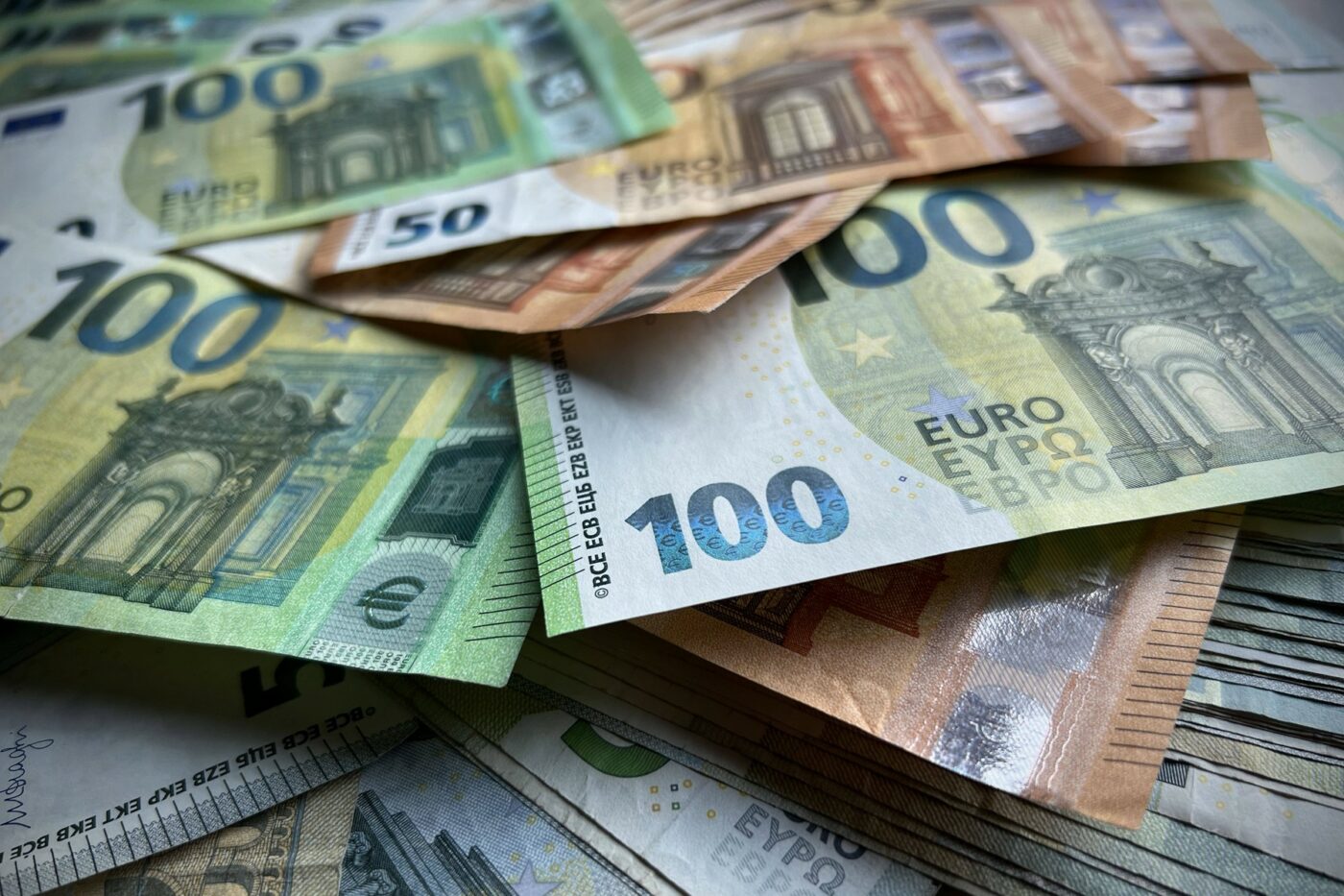 Cel mai bun job din lume este în București: pentru ce este plătit un italian cu 15.000 de euro. „Eu nu sunt meșterul Manole!”
