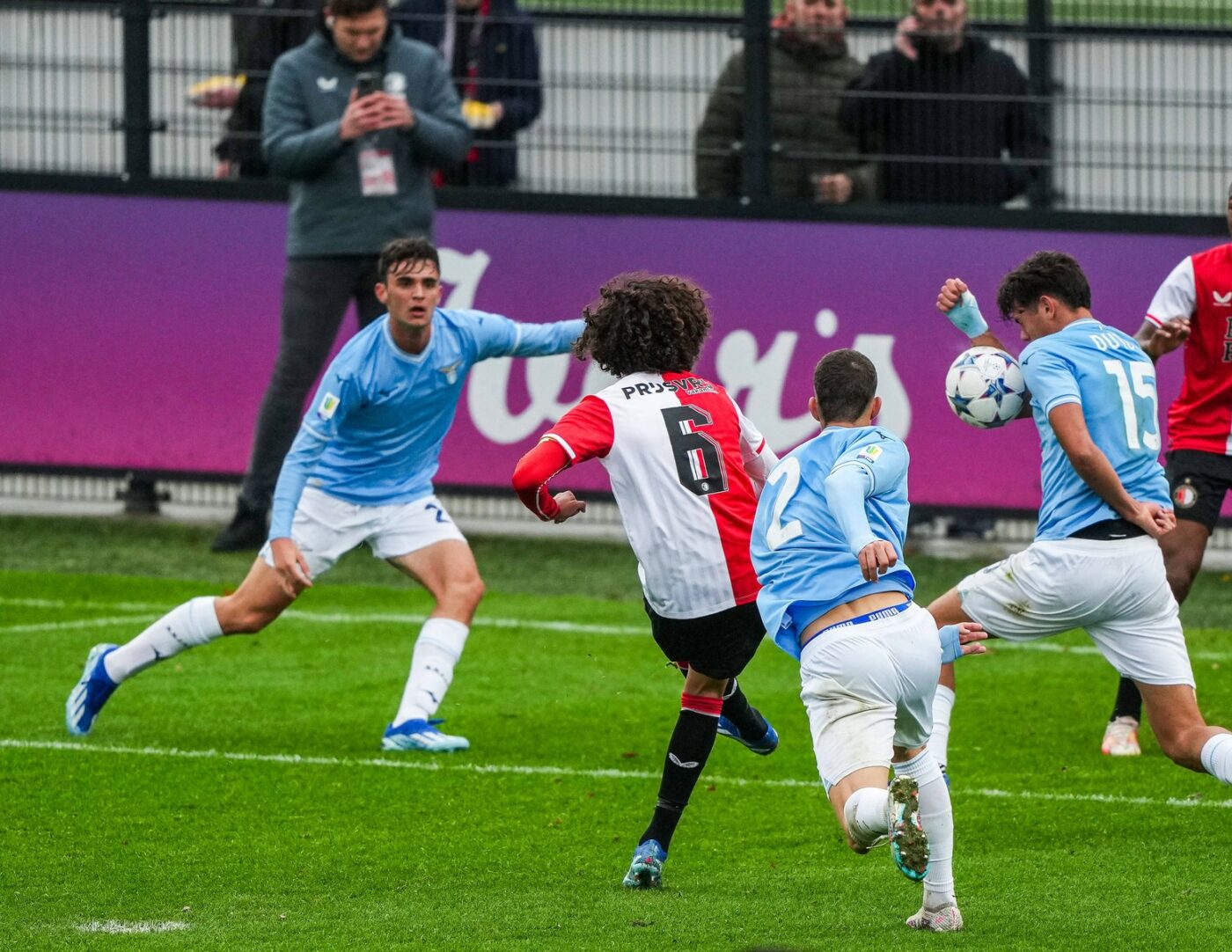 Avem primul fotbalist român în Liga Campionilor! A apărut, parcă de nicăieri, un puști de 18 ani în lotul celor de la Lazio Roma la meciul cu Atletico Madrid
