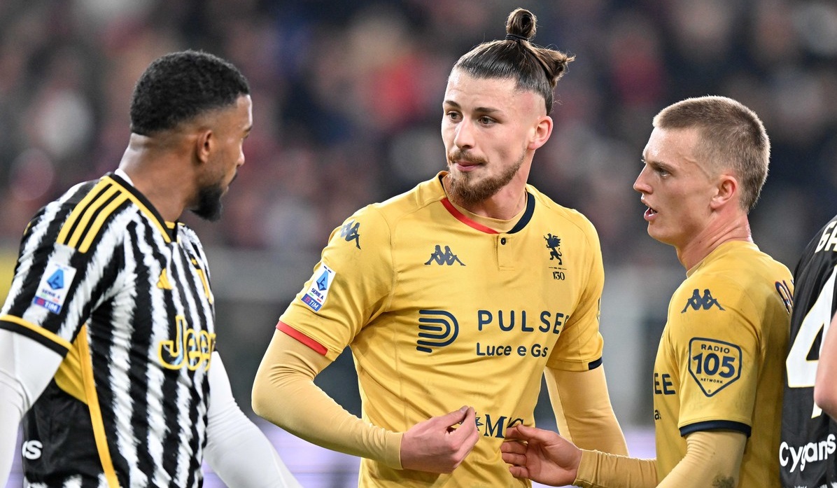 Ofertă indecentă pentru Radu Drăgușin! Anunțul din Italia: se face transferul la colosul din Premier League