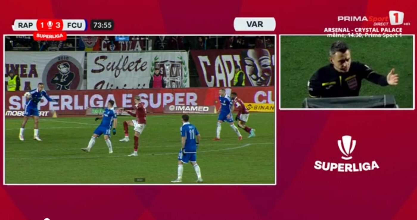 Fază scandaloasă în Rapid – FC U Craiova! Adrian Mititelu a turbat de furie: Feșnic a stat 5 minute la VAR și a dat penalty, după un henț controversat!