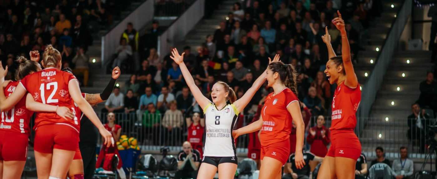Victorie și calificare! Campioana României la volei feminin Alba Blaj poate obține „biletele” pentru faza următoare a Ligii Campionilor. Liderul grupei E joacă la Mioveni